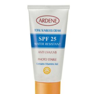 کرم ضد آفتاب بی رنگ آردن با SPF25 مناسب پوست نرمال و خشک حجم 50 میلی لیتر